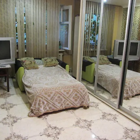 On Arcadia Fontanska Road House 16 *